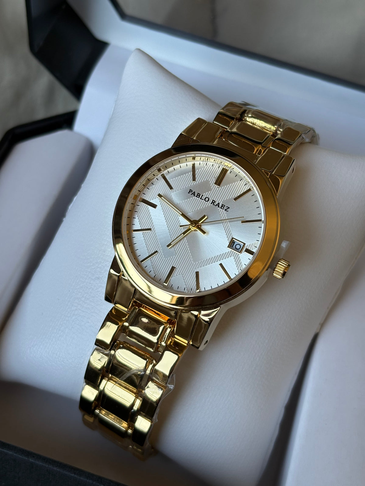 Aura Gold